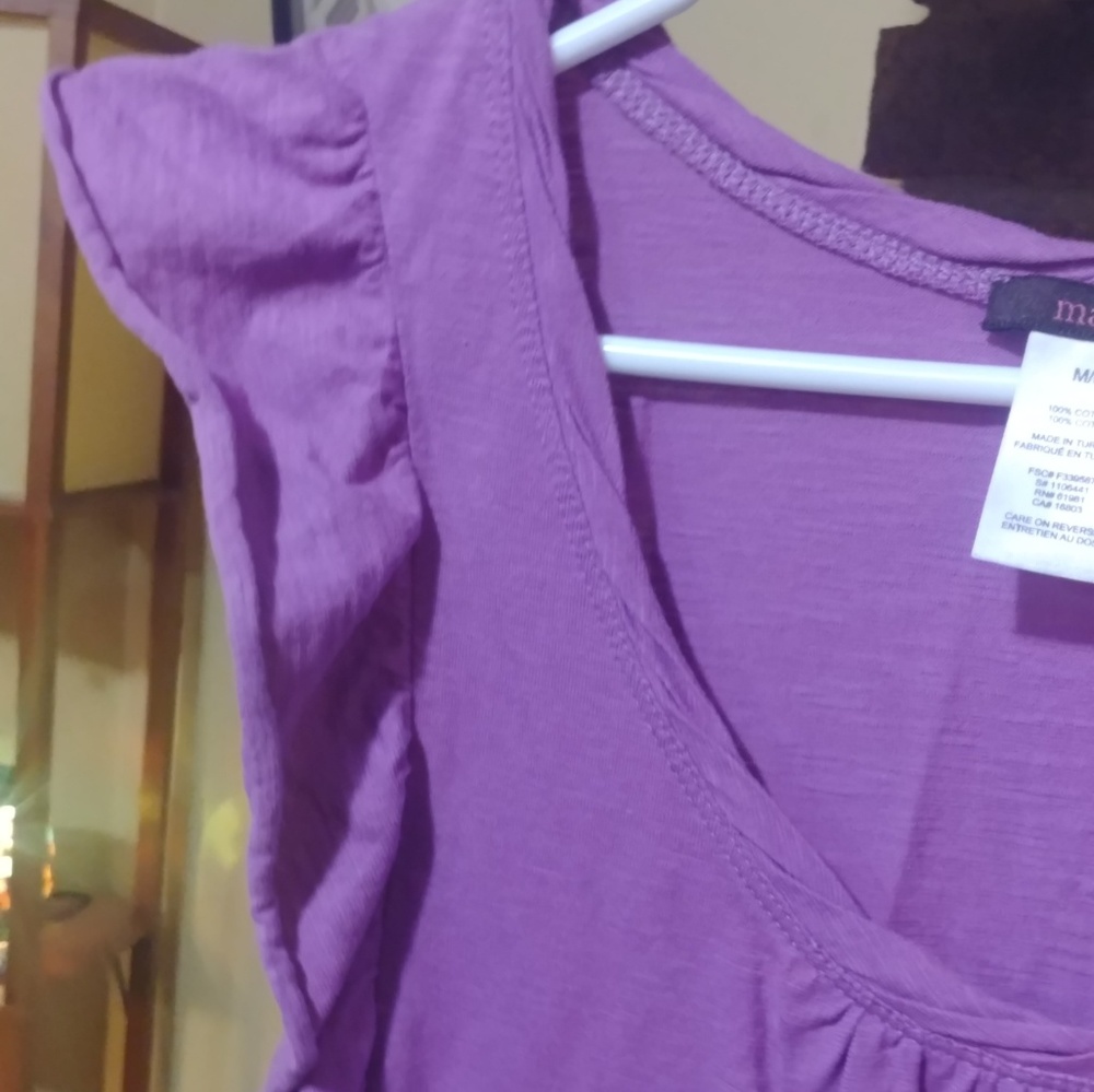 Cute Pinkish-Purple Top with Caped Sleeves